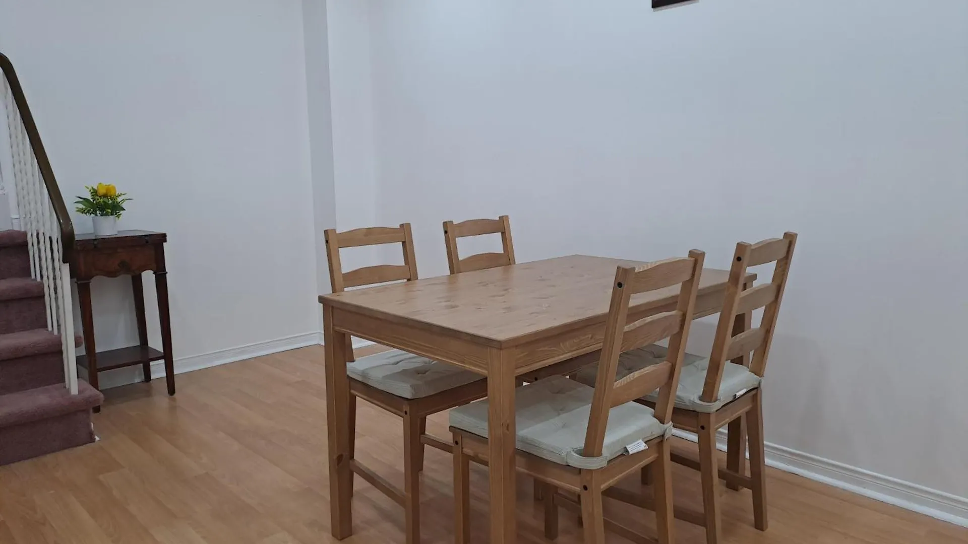 Lala-Near Pearson Airport-Mall-Free Parking Mississauga 0*,