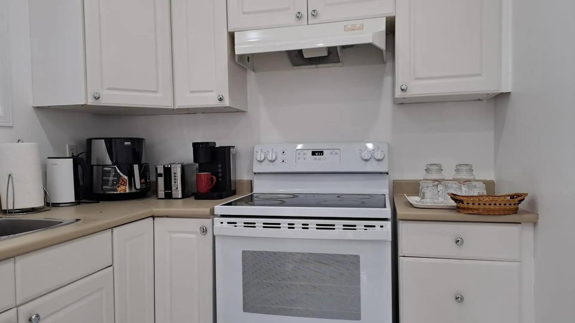 Lala-Near Pearson Airport-Mall-Free Parking Mississauga 0*,
