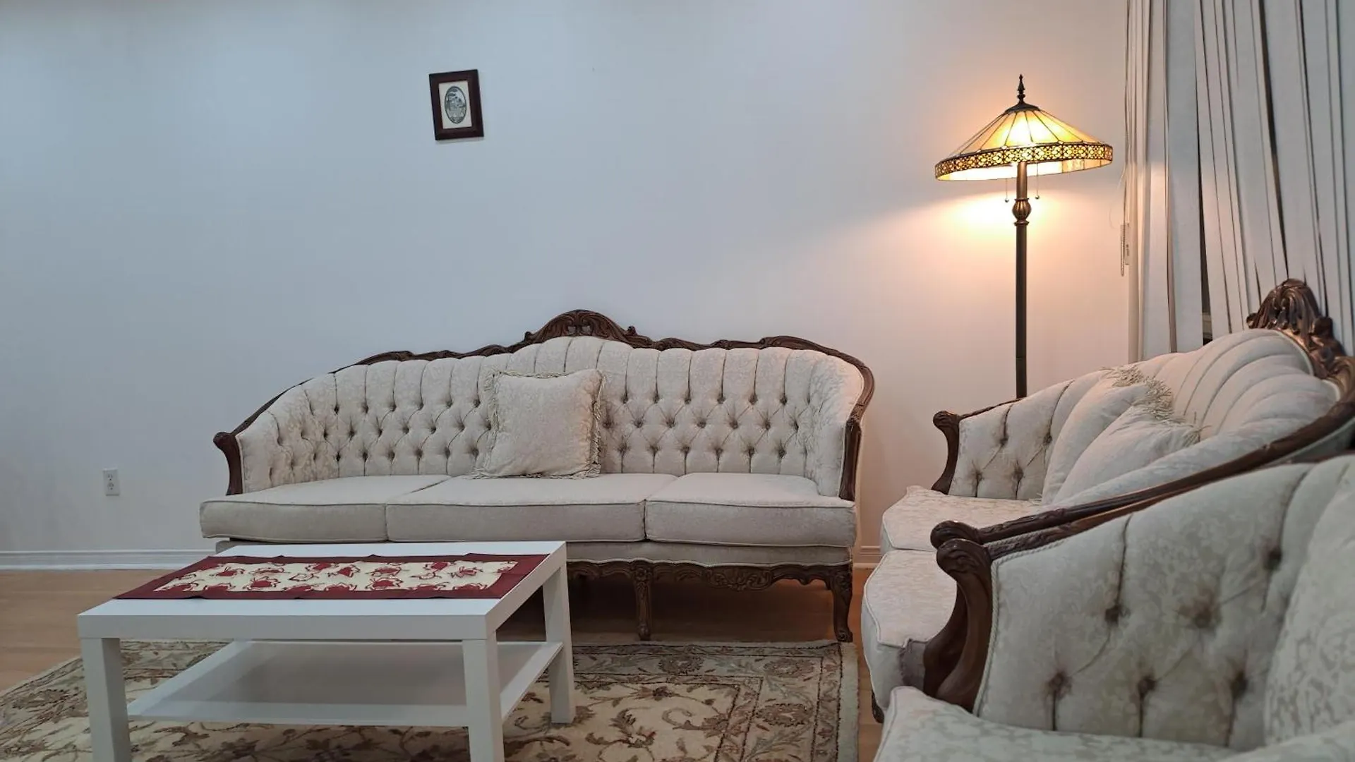 Lala-Near Pearson Airport-Mall-Free Parking Mississauga Homestay